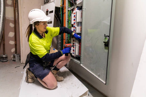 Best Affordable Emergency Electrician  in Rush City, MN